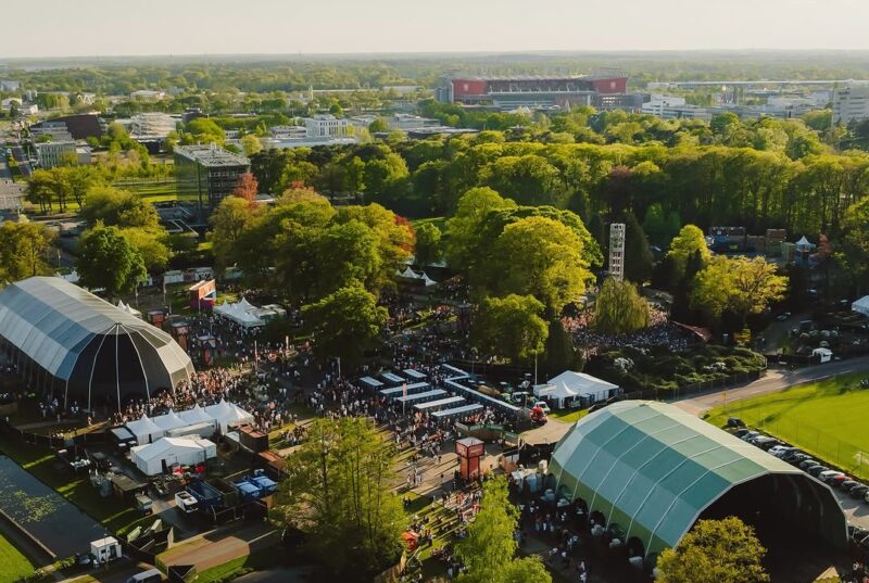 Drone shot de reactie